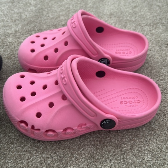 Pink and Black girls Crocks - Picture 7 of 15